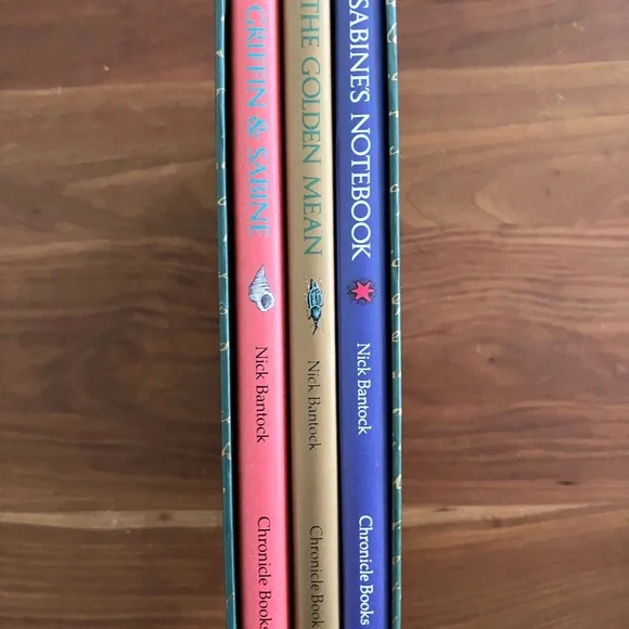 The Griffin and Sabine Trilogy book set - Picture 3 of 11